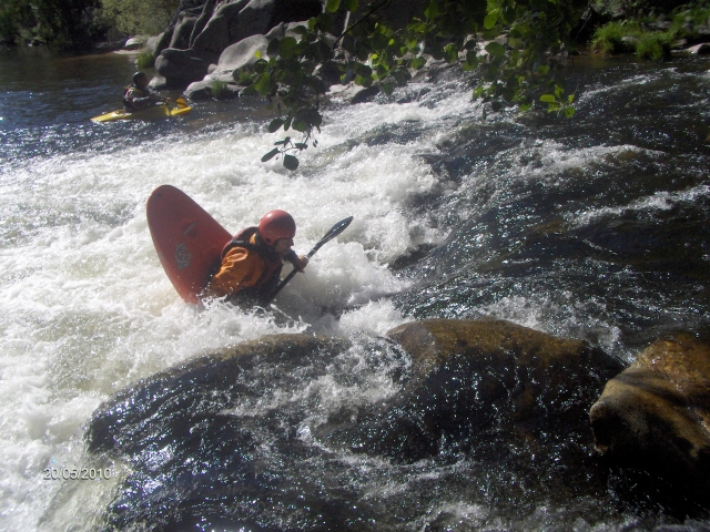  Eaux vives canoë 